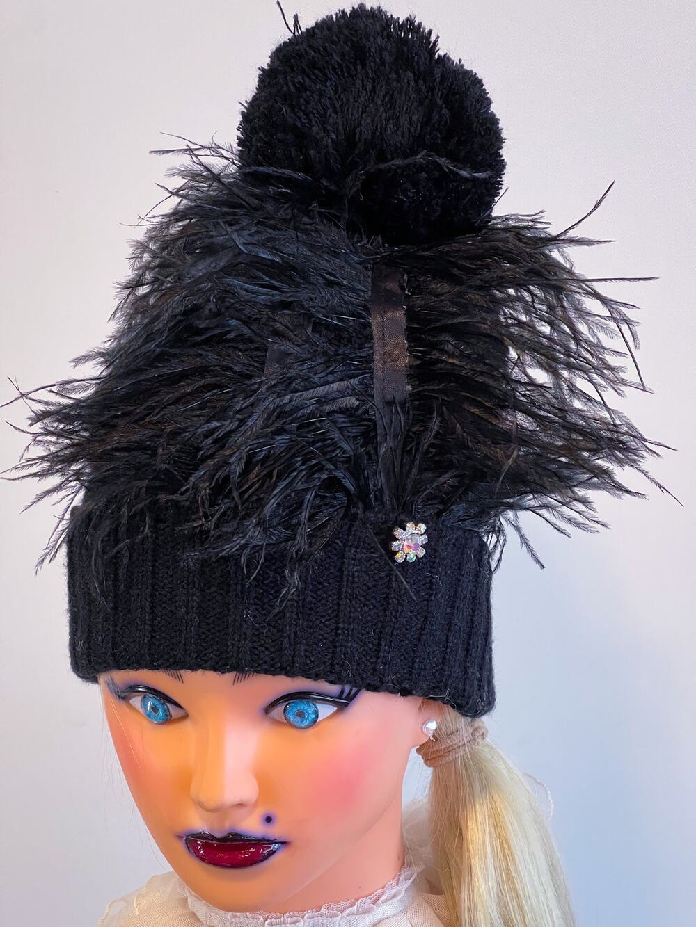 Black Ostrich Feathers Veil Netted Beanie Hat Jewel Rhinestone Fascinator